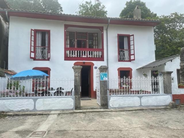 El Requexu De Rales Villa Rales  Eksteriør bilde